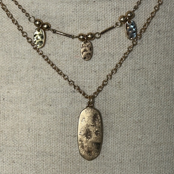 nOir Layered 3 Tiered Gold and Beaded Necklace - NWT - Picture 7 of 9